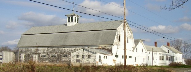 Classic Barn in Troy (2006) Classic Barn in Troy (2006)