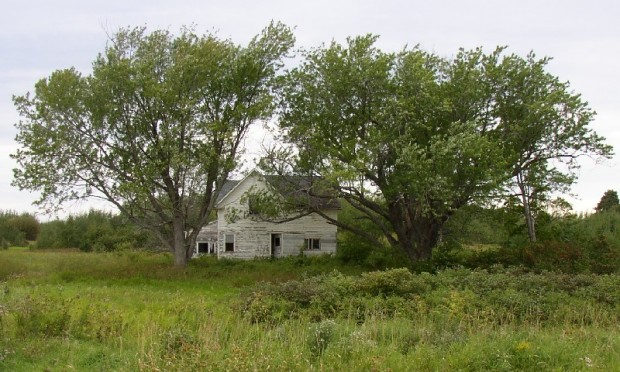 Abandoned Farmhouse in Westfield (2003)